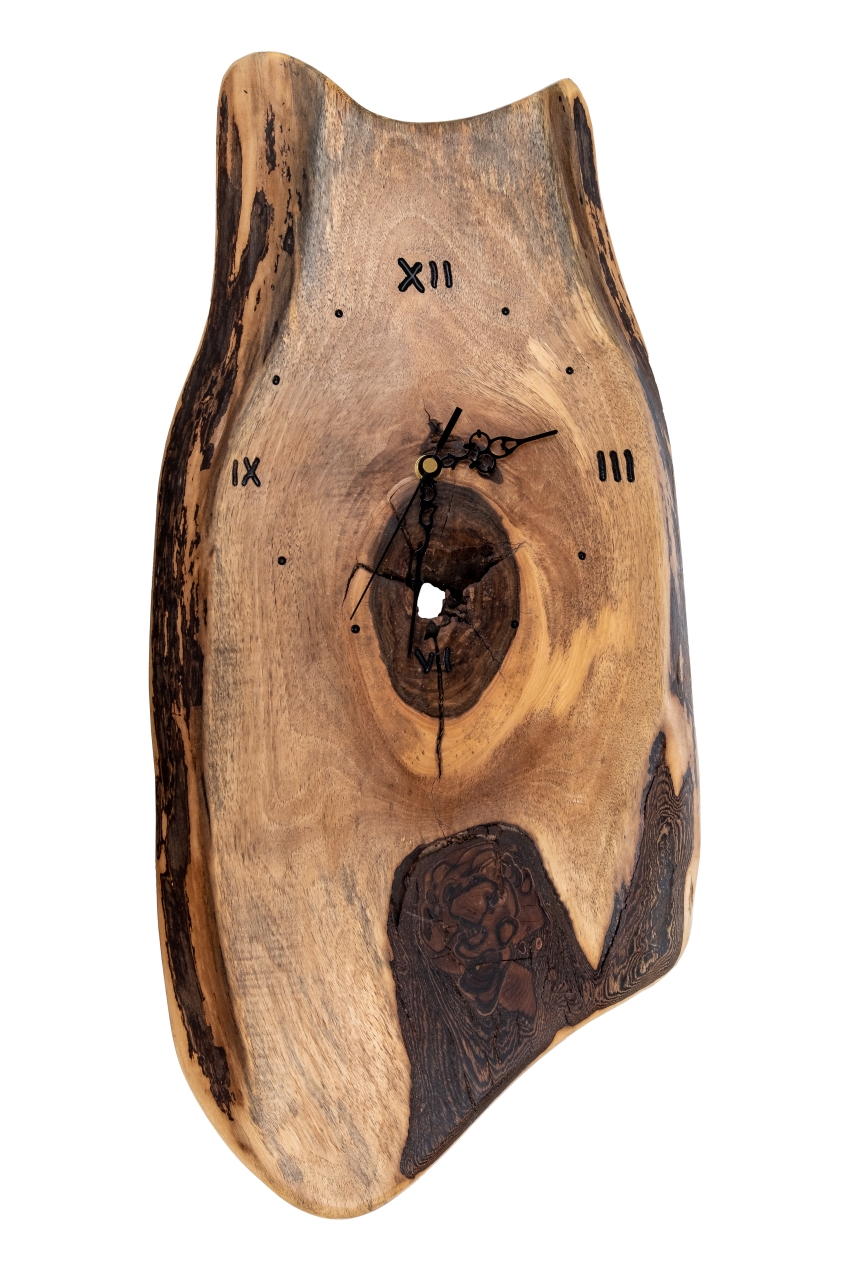  Nástěnné hodiny z ořechového dřeva 50x25 cm